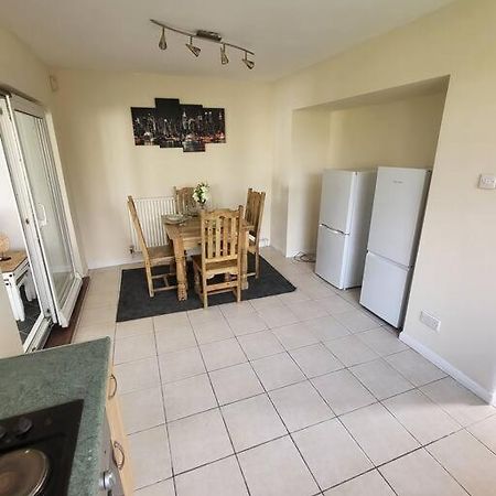 4 Bed Family Home With Secure Parking. Warwick Uni Coventry Zewnętrze zdjęcie